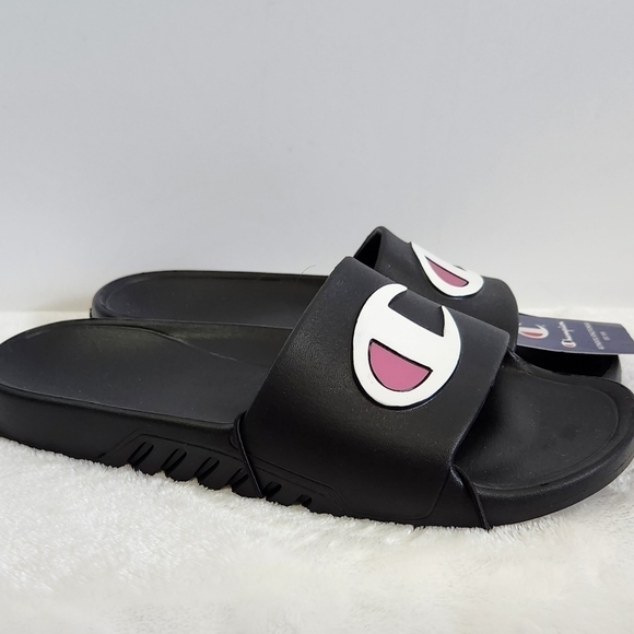 CHAMPION Authentic Athletic Wear Takeover Women's Black Slide Sandals Size 8 - Picture 3 of 15